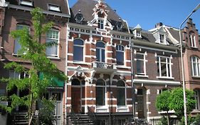 Bed&Breakfast Pluweel